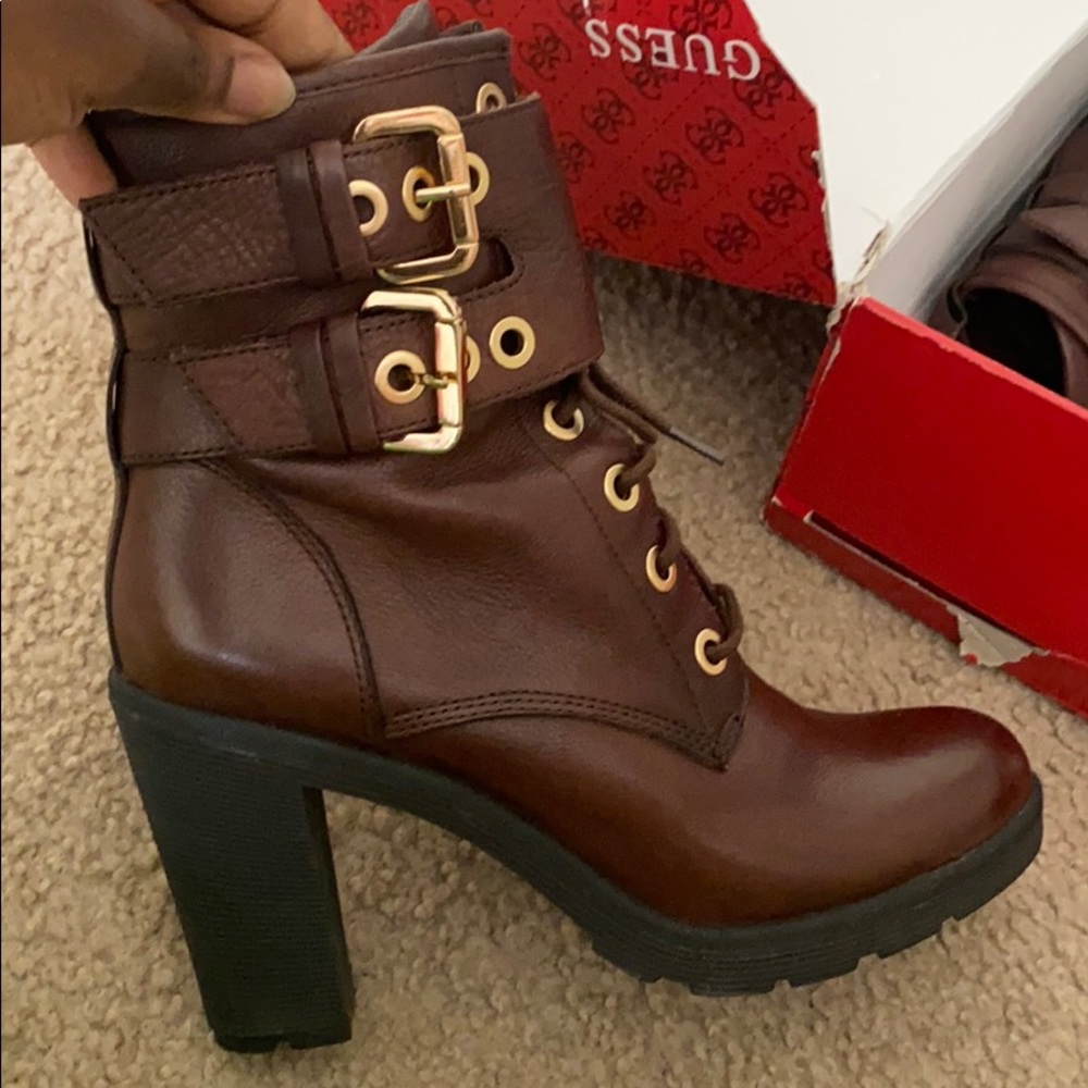 GUESS FINLAY BOOTIES